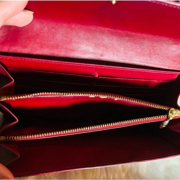 Authentic LV Louis Vuitton Red Vernis Long Wallet - Picture 6 of 16